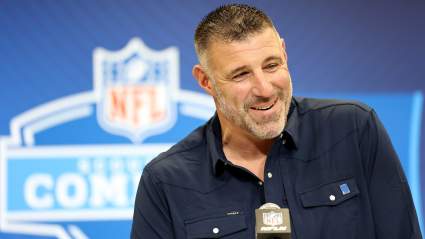 New Patriots WR Makes Humorous Comment on Mike Vrabel