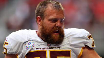 Giants Pushed to Sign Former Rival All-Pro at Position of Weakness