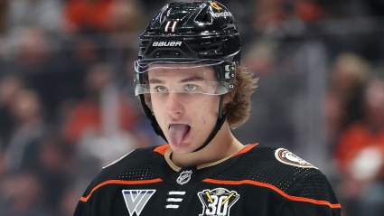 Bruins Trade Pitch Gets $17.25 Million Center Upgrade in Early Draft Swap