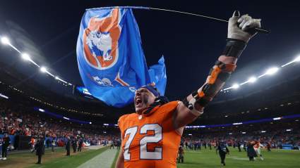 Broncos Face a Familiar Foe on Christmas Day