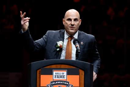 Flyers Defenseman Gives Strong Endorsement of Rick Tocchet Hire