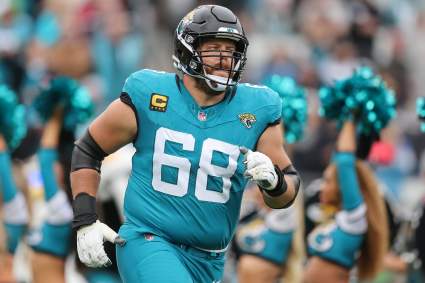 Chargers Urged to Solidify Offensive Line with 5-Time Pro Bowler