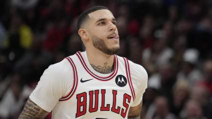 Bulls’ Lonzo Ball Makes Bold Prediction on LeBron James’ Future