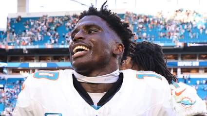 Mike McDaniel Reveals Important Tyreek Hill Update Amid Trade Rumors