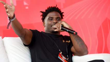 Tyreek Hill Makes Major Announcement Amid Dolphins Trade Rumors