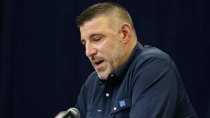Mike Vrabel Has Surprising Plan for Patriots Defense