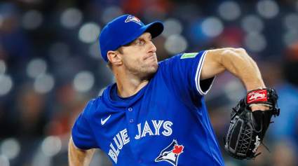 Blue Jays Add Veteran Pitcher to Roster After Max Scherzer News