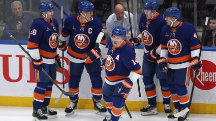 Islanders Projected to Draft Canadian Defenseman with No. 1 Pick