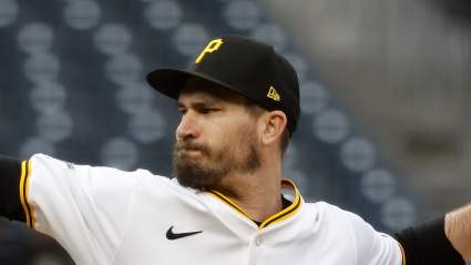 Yankees Trade Idea Reunites Starting Pitcher Amid Injuries