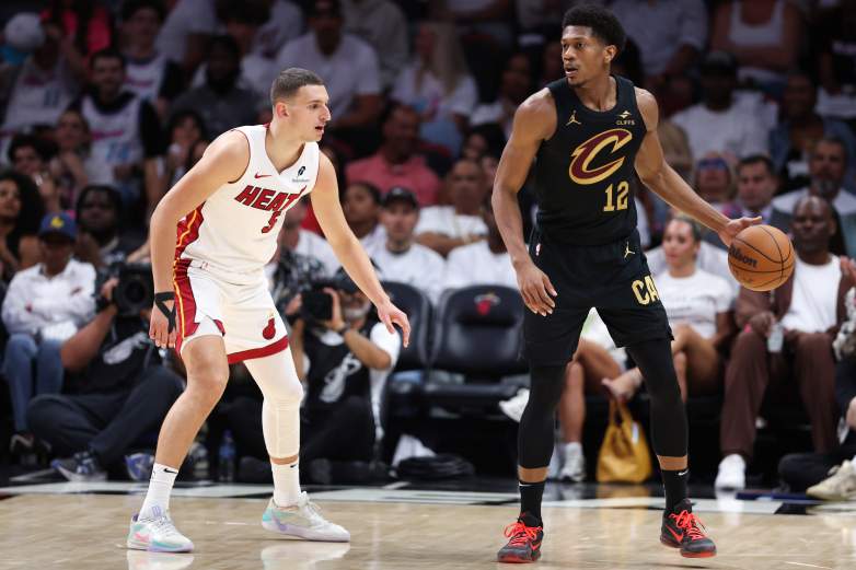 deandre hunter cavaliers injury update