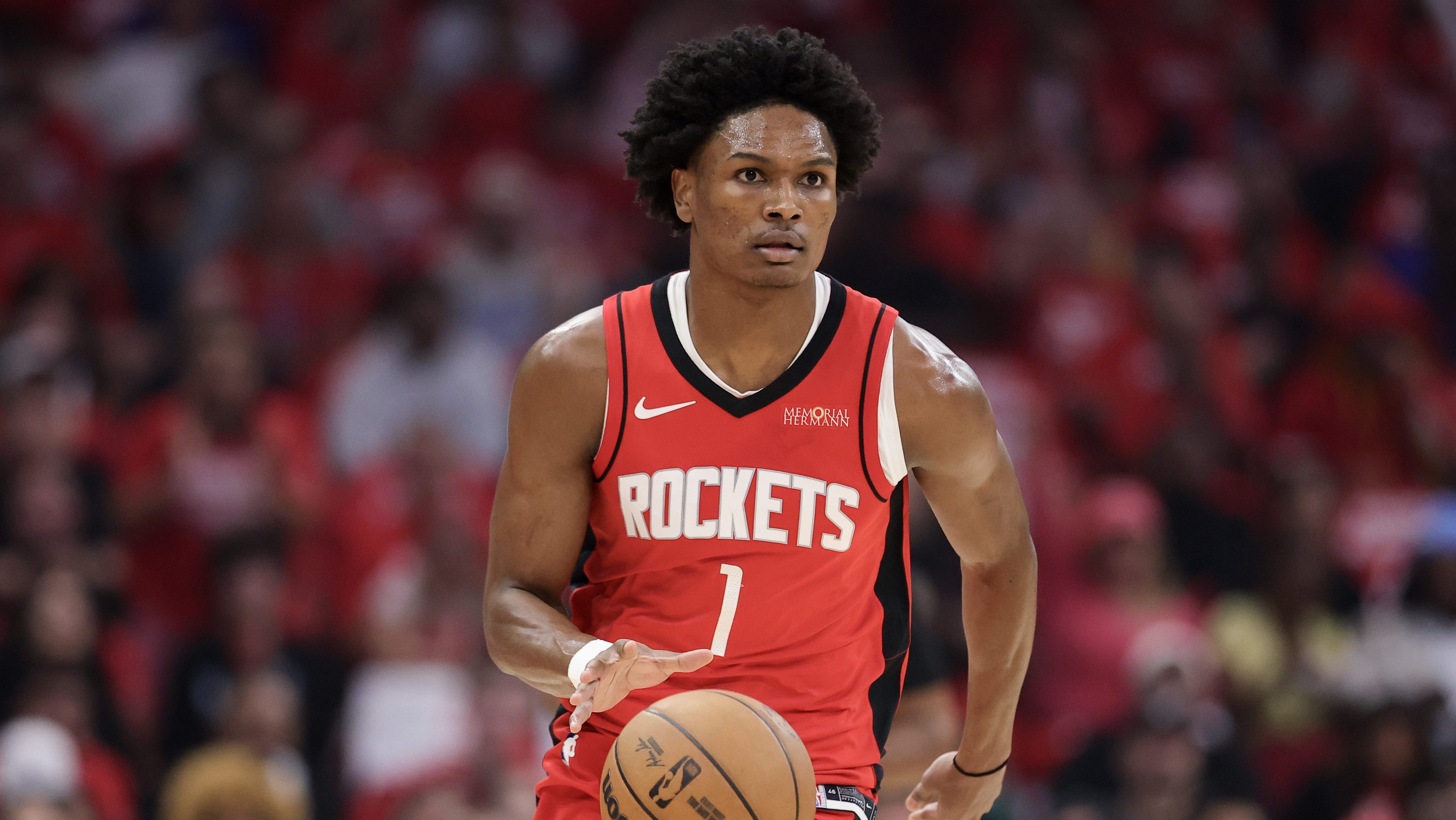 Amen Thompson of the Houston Rockets