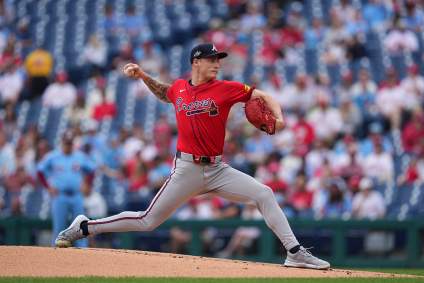 Braves Starter Exits Suddenly After Scary Line Drive Vs. Phillies