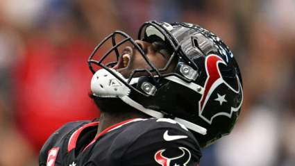 Texans Pro Bowler Sends Clear Message Ahead of Critical Decision