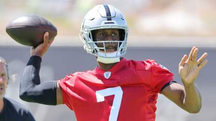 Las Vegas Raiders Star Geno Smith Named Best Quarterback in One Key Category