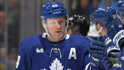 Maple Leafs Secure Top Defenseman in One-for-One Trade Proposal