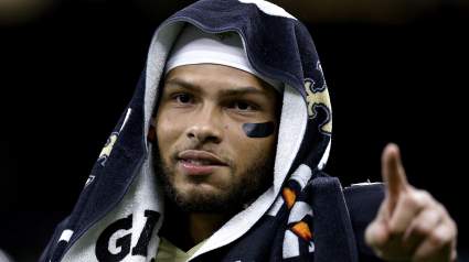 Wild 3-Team Trade Proposal Swaps Bills Longtime Starter for 3-Time All-Pro