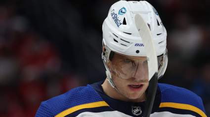 Trade Pitch Sees Maple Leafs Acquiring $52M Star in 3-Player Blockbuster