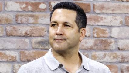 NFL Insider Adam Schefter’s Golf Debut Sparks Mixed Reactions at Travelers
