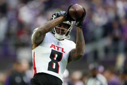 Birds’ Roseman Circling the Waters Ready to Bite on Legendary Pass-Catcher