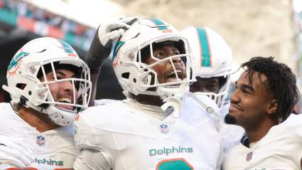 Steelers Give Key Update on Newly Acquired TE Jonnu Smith
