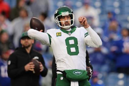 Former Jets QB Defends Aaron Rodgers’ Play in 2024