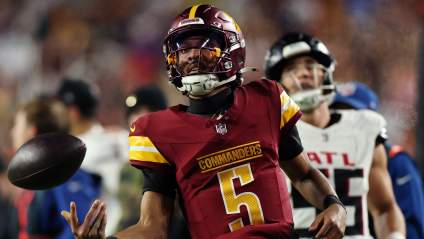 Cowboys Star Defender Ranks Division Rival QB