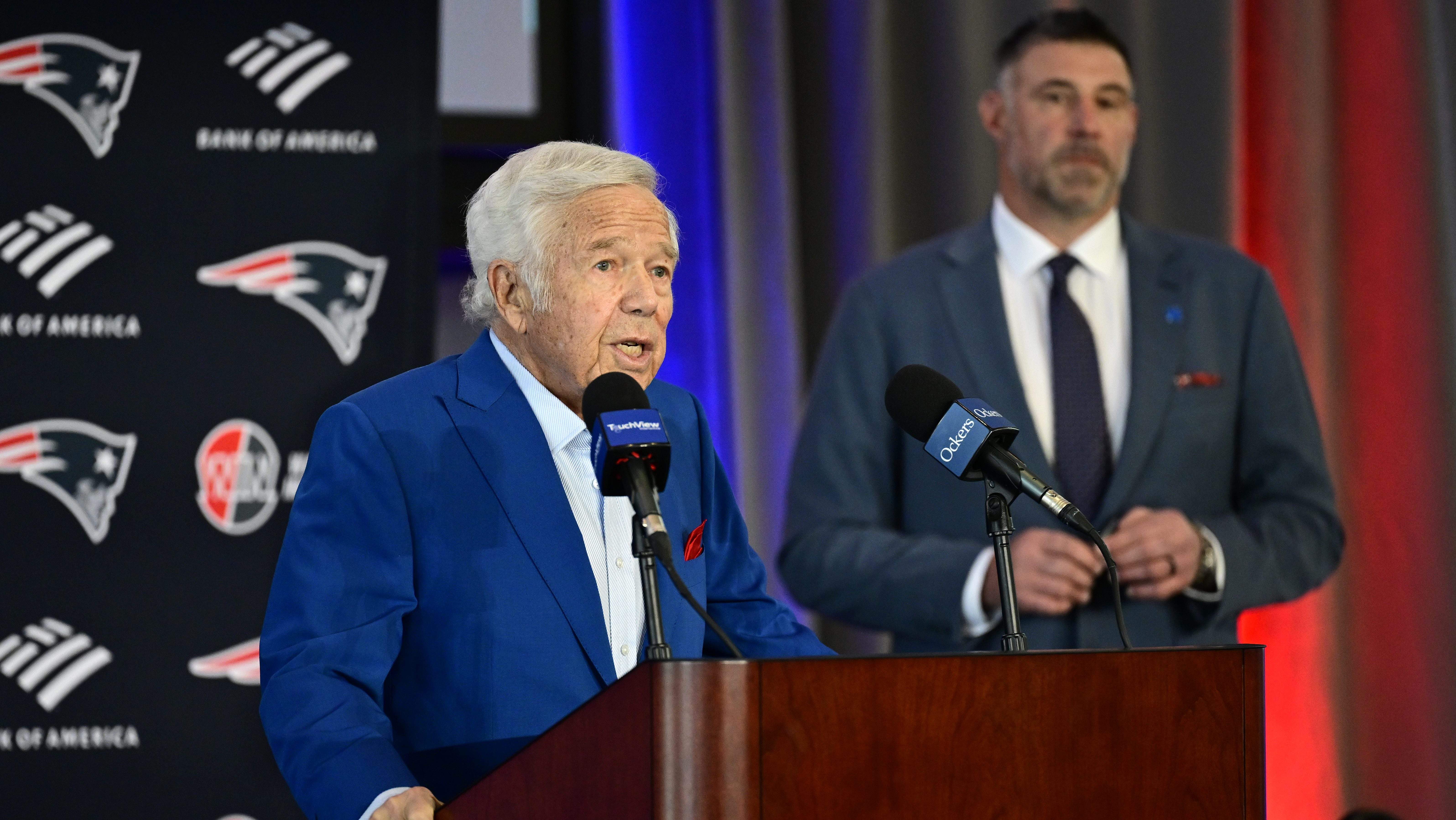 Robert Kraft Reveals Timetable, Succession Plan for Patriots
