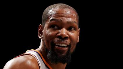 Suns Eye 7-Foot Center From Kevin Durant’s Preferred Team: Report
