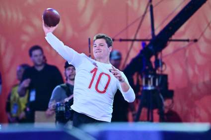 Bills QB Josh Allen Sends Strong Message About Division Rival