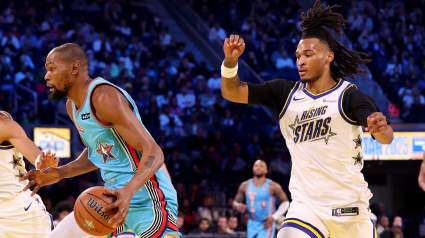 Spurs Get Durant in Proposed 3-Team Trade While Keeping Castle