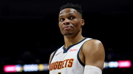 Knicks Remain In Hunt To Sign Former MVP To Fill Roster: Report