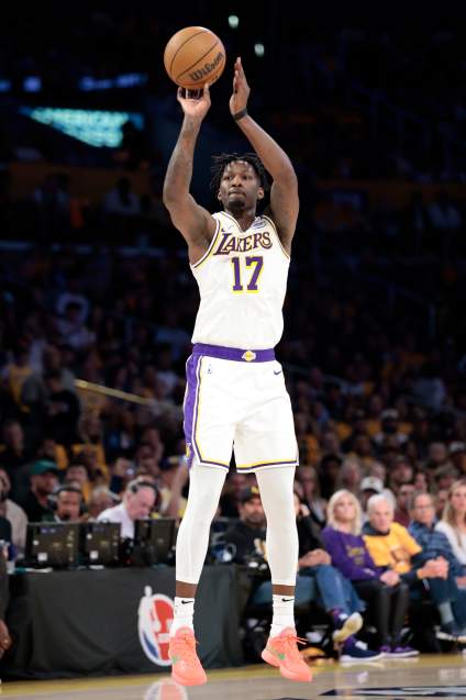 Lakers Get Bad News on $15 Million Forward Ahead of Big Decision