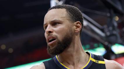 Steph Curry Drops 3-Word Clue About the Warriors’ Future