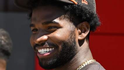Browns Predicted to Quickly Replace Shedeur Sanders with Young Star QB