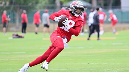 Buccaneers’ Rookie Shilo Sanders Takes Shot at Shedeur’s Legal Drama