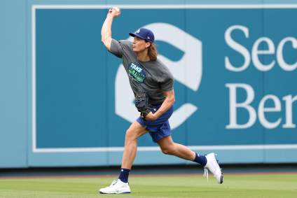 Dodgers Get Good News on 2 Rehabbing Pitchers