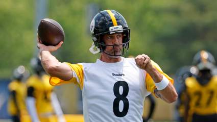 Steelers’ Aaron Rodgers Speaks out on Working With Rookie QB Will Howard