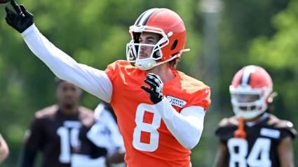 Calls Grow for Browns to Move On From Veteran QB