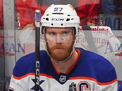 Oilers’ Connor McDavid Gives Champion Panthers Their Flowers
