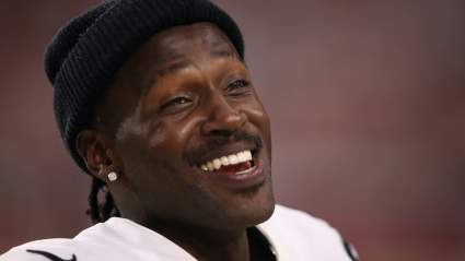 Raiders All-Pro Defender Had a Few Things to Say About Ex-Teammate Antonio Brown