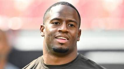 Pro Bowl Playmaker Sends Clear Message After Texans Finalize Decision