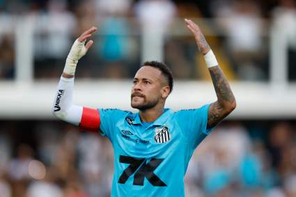 Neymar Sends Message After Major Santos Decision