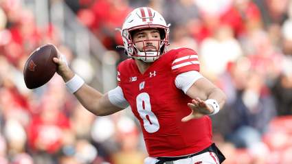 49ers Insider Projects Surprising Quarterback on Active Roster