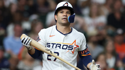 Astros Fan Favorite Named on List of MLB’s Cringiest Contracts