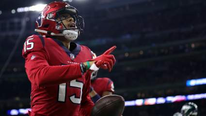 Commanders Non-‘Flashy’ WR Has ‘Leg Up’ in Camp Battle