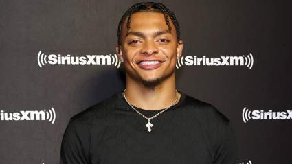 Jets Get Great News on QB Justin Fields Injury Update