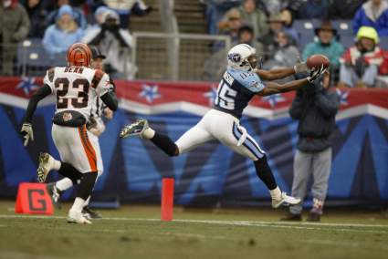 Former Titans Wide Receiver Achieves Incredible Honor