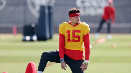 Patrick Mahomes Shows Off Sharp Look in New Chiefs Photos