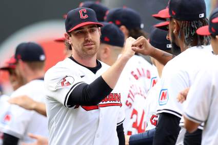 Blue Jays Acquire Former Cy Young Winner From Guardians