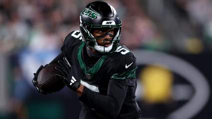 Social Media Set Ablaze Reacting to $130 Million Garrett Wilson Jets Extension